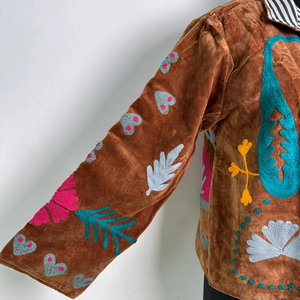 <b>Women's</b> <b>Brown</b> Knitted Embroidered Floral Mandarin Collar Thick Quilted Eco-Friendly Quick Dry Autumn <b>Jacket</b> - Product Image 5