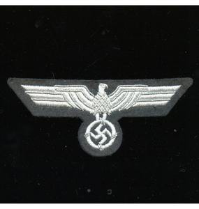 ตราสัญลักษณ์นกอินทรีปักดิ้นทองที่อกและแขนเสื้อ - Product Image 6