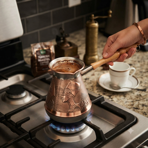 Cafetera Turca de Cobre Estilo Nefertiti Egipcio, Cezve Vintage, Ibrik Árabe, Briki Griega, Calentador de Leche para Estufa con Asa de Madera Torneada - Product Image 3