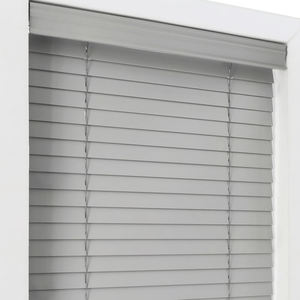 Persianas <span class=keywords><strong>de</strong></span> madera <span class=keywords><strong>de</strong></span> imitación con cable gris con sistema <span class=keywords><strong>de</strong></span> cable Cuatro en Uno Control aspecto vintage listones <span class=keywords><strong>de</strong></span> 2 "persianas <span class=keywords><strong>de</strong></span> madera impermeables para dormitorio - Product Image 1