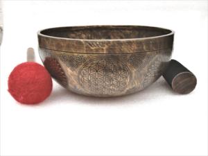 Cuencos de arte especial tibetano hechos a mano para cantar, artesanías de metal, hechos en nepalés, perfectos para meditación y curación - Product Image 6