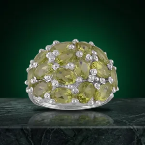 Impresionante Anillo de Plata de Ley 925 con Racimo de Peridoto Verde para Mujer, Joyería Elegante - Product Image 5
