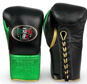 Gants de boxe professionnels de haute qualité en cuir véritable, noirs et verts, personnalisés, pour l'entraînement et le combat. - Product Image 1