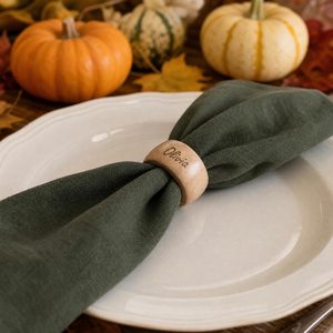 Anneaux de serviette en bois faits à la main, élégants supports de table pour restaurants, hôtels, mariages et décoration de table raffinée - Product Image 4