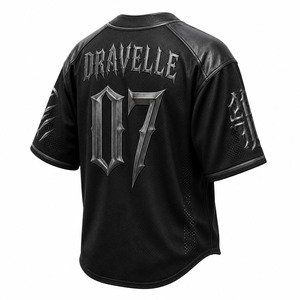 Maillot de baseball noir en maille épaisse pour homme, style gothique streetwear, coupe oversize, boutonné, avec épaules en similicuir - Product Image 2