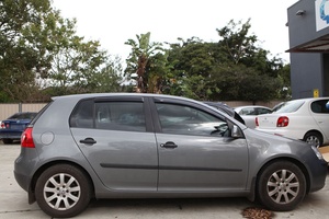 กระบังหน้าต่างสำหรับ MK5กอล์ฟ5DR 05 ~ 09 - Product Image 5