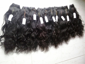 ผมแท้บราซิลอินเดียเวอร์จิ้นเรมี่ ยี่ห้อเซเว่นฮิลส์ รุ่นขายดีที่สุด สีธรรมชาติ แบบลอนบอดี้เวฟ ทอผมด้วยเครื่องจักร แบบดับเบิ้ลเวฟท์ หนา 4 เส้น - Product Image 3