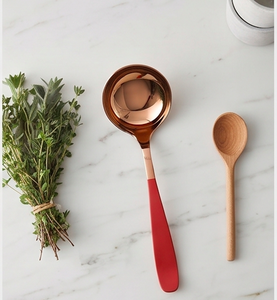 Cuillère de service plaquée or rose avec manche rouge, finition miroir, design moderne, durable, long manche, vaisselle de cuisine - Product Image 5