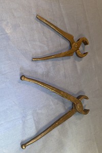 High Quality Horse Grooming Farrer Tools Tong Nail <b>Pullers</b> Round Shape Jaws Premium Stainless Steel Made Nails <b>Puller</b> - Product Image 6