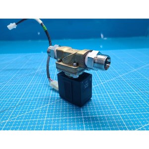 Vanne solénoïde à commande directe SMC VX2260 utilisée comme pièce détachée pour équipement semi-conducteur Legacy - Product Image 6