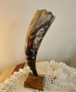 Vase en corne de buffle fait main, artisanat naturel, porte-fleurs poli pour la décoration de la maison - Product Image 5