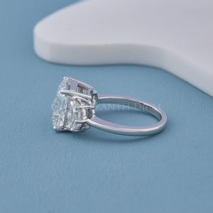 Anillo de compromiso de oro amarillo con tres diamantes de corte princesa, joyería fina de laboratorio para mujer, proveedor indio. - Product Image 2