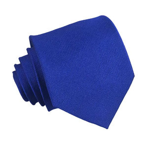 Cravate maçonnique de luxe avec texture satinée lisse, bords soignés et style formel traditionnel pour les occasions spéciales - Product Image 1