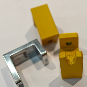 Placa de Soporte de Anclaje de Aleación de Aluminio Fundida a Presión Personalizada, Mecanizada por CNC, Base de Montaje de Precisión para Plataforma - Product Image 1