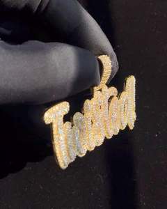 Colgante de nombre personalizado con incrustaciones de moissanita, colgante hip-hop de dos tonos, diseño de doble capa, colgante con letras, colgante de plata 925 para regalo. - Product Image 4