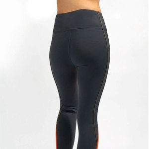 Leggings pour femmes sur mesure, nouveau design, logo personnalisé, leggings sculptants, vente en gros, couleur unie noire, taille haute - Product Image 4