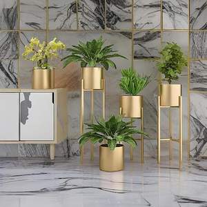 Jardinière en métal de qualité supérieure, élégante et abordable, pour plantes d'intérieur, balcon et jardin - Product Image 2