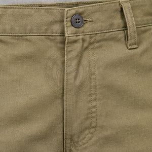 Pantalón Militar Americano Clásico con Tela Resistente, Ajuste Cómodo y Costuras Reforzadas - Product Image 4