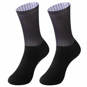 Chaussettes de sport pour hommes, douces, respirantes, de luxe, à prix abordable, pour le cyclisme, le sport, les affaires, l'hiver, chaussettes de sport pour hommes - Product Image 1