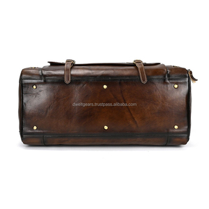 Sac de voyage tactique en cuir véritable, robuste, imperméable, avec fermeture éclair, pour le sport et les voyages en plein air, logo personnalisé, fabricant OEM - Product Image 2
