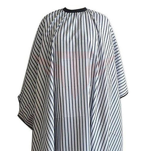 Cape de coiffure de luxe personnalisée avec logo, écologique, surdimensionnée, imperméable, en nylon et polyester - Product Image 3