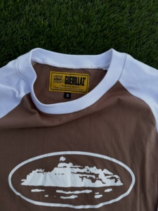 New Long Sleeve Raglan T <b>Shirt</b> Brown Body White Sleeves Oval Island Graphic Print Heavy Cotton CrewneckTop - Product Image 2