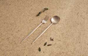 Forchetta in Bronzo Coreana Artigianale Premium NOBBAN, Stuzzicadenti Tradizionale in Ottone per Dessert e Frutta, Regalo di Lusso e Bomboniera - Product Image 4