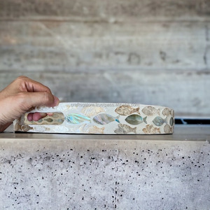 Plateaux de service élégants en bois massif faits à la main, écologiques, personnalisés, pour ensembles de service de 3 pièces, revêtement émaillé brun pour la maison et l'hôtel - Product Image 2