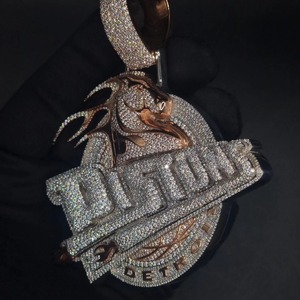 จี้เพชรโมอิสซาไนต์ทรงกลมแบบฝังขอบ ชุบทองคำสีกุหลาบ ปรับแต่งได้ ทำจากเงินแท้ 925 สไตล์ฮิปฮอป เหมาะสำหรับงานปาร์ตี้ เครื่องประดับคุณภาพสูง - Product Image 2