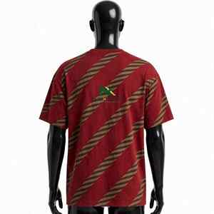 Camiseta Unisex NEXTEX con Rayas Diagonales Rojo Marrón, Cuello Redondo, Algodón Suave, Estilo Casual - Product Image 2