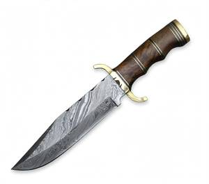Couteau utilitaire fixe lourd en acier Damas à double courbure avec poignée en bois de noyer et crossguard en laiton - Product Image 1