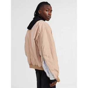 Blouson bomber beige pour homme avec patch noir sur la manche, fermeture éclair, style décontracté, vêtement d'automne - Product Image 3