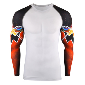 Camiseta de Compresión Profesional para Entrenamiento de MMA, Absorbe la Humedad, con Logotipo Personalizado - Product Image 5