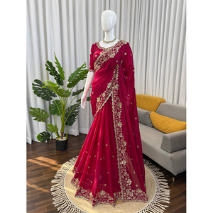 Sari de Seda Fendy con Bordado de Hilo y Lentejuelas, Ropa India de Diseñador para Bodas de la Mejor Calidad, Venta Global - Product Image 1