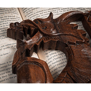 Décoration de dragon en bois de luxe, vente en gros, figurine de dragon artisanale, fournisseur d'objets artisanaux, sculpture en bois de dragon faite à la main - Product Image 1