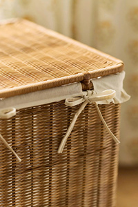 Cesta rectangular de mimbre para guardar ropa con asa, forrada de algodón, hecha a mano, para sala de estar, fabricante de Vietnam - Product Image 2