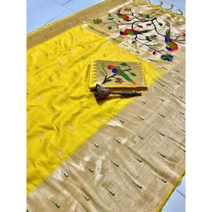 ส่าหรีไหม kanchivram pethani ดีไซน์นกแก้ว zari และขอบ muniya - Product Image 1