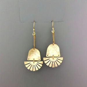 Pendientes de latón chapados en oro de 18 quilates para mujer, joyería al por mayor, pendientes de moda hechos a mano, pendientes de latón a la moda, joyería - Product Image 1