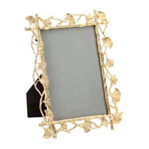 Unique <b>Gold</b> Metal Photo <b>Frame</b> Sunburst Picture <b>Frame</b> Vintage Tabletop Electroplated Zinc Alloy Photo <b>Frames</b> for Wholesale Home - Product Image 5