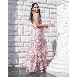 Sari en mousseline de georgette rose floral, doux, durable, toutes saisons, élégant, imprimé, à volants, style Bollywood, séchage rapide - Product Image 2