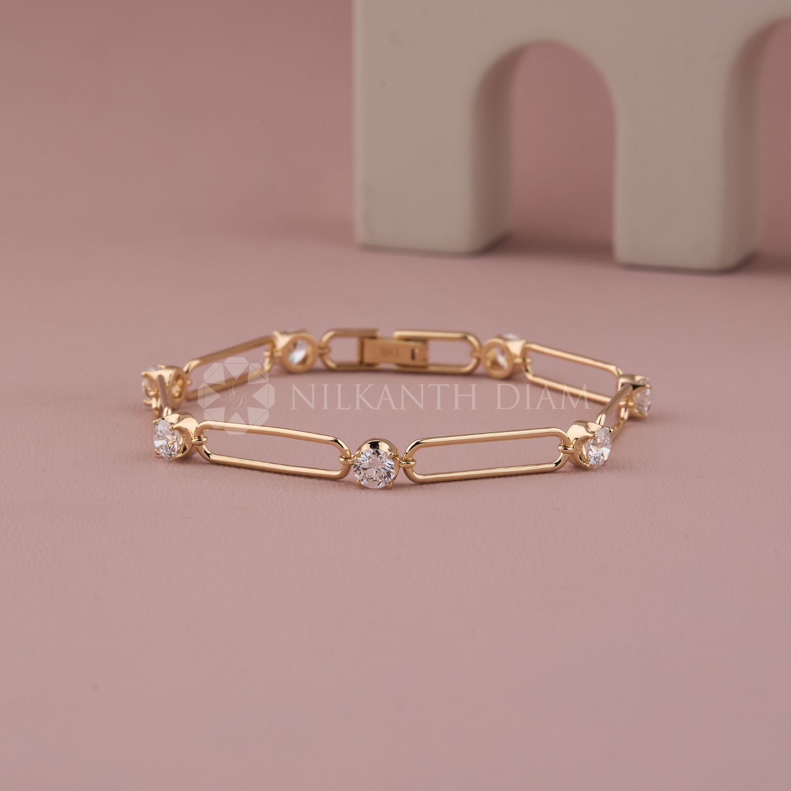 Rose Gold, White Gold, Yellow Gold