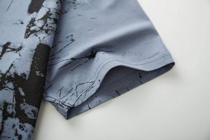 เสื้อยืดคอกลมแขนสั้นผ้าฝ้ายออร์แกนิค 100% ดีไซน์ขาดๆ แบบลำลอง คุณภาพสูง ชายเสื้อโค้ง ยูนิเซ็กส์ - Product Image 3