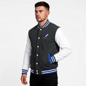 Chaqueta Varsity Unisex Personalizada Gris y Blanca, Corte Regular, Cuello Alto, Ropa Casual de Invierno, Lana/Cuero, Anti-UV, Resistente al Viento - Product Image 1