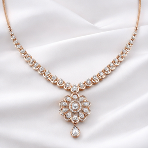 Collar con Colgante de Halo de Diamantes Triples con Certificación IGI, Chapado en Oro de 14K, Joyería Fina y Delicada para Mujer, Aniversario - Product Image 2