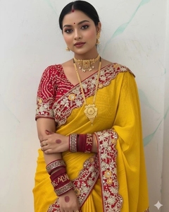 Sari en soie mélangée de style Bollywood uni KV Soild Plain - Product Image 1