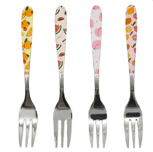 Ensemble de fourchettes à fruits décoratives personnalisées en acier inoxydable pour la maison et la cuisine, fabriquées à la main par un fabricant indien - Product Image 5