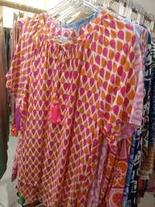 Camisa de Fiesta con Botones y Estampado de Estrellas Vintage, Color Rosa Verde Vibrante, Ligera para Verano, Manga Larga, Cuello Redondo, Lazos con Borlas, para Mujer y Niña - Product Image 2