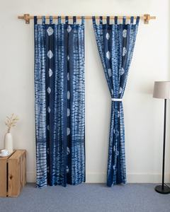 Rideaux en coton faits à la main, style indien moderne, tie-dye, impression personnalisée, rideaux en coton tie-dye pour salons - Product Image 1