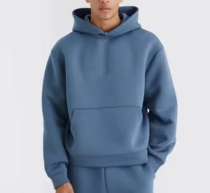 เสื้อฮู้ดดี้ทรงบ็อกซี่แบบครอปตัวใหญ่ ผ้าฟลีซบุซับใน น้ำหนัก 500GSM ผลิตจากผ้าฝ้าย 70% โพลีเอสเตอร์ 30%  ปักลายแบบกำหนดเอง พิมพ์ลายพัฟ  สำหรับผู้ชาย - Product Image 2