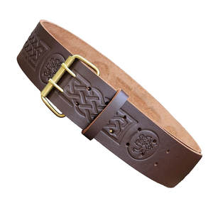 Cinturón Escocés Artesanal con León Rampante Grabado en Relieve Marrón, Ajustable, Elegante Accesorio Escocés de las Tierras Altas - Product Image 5